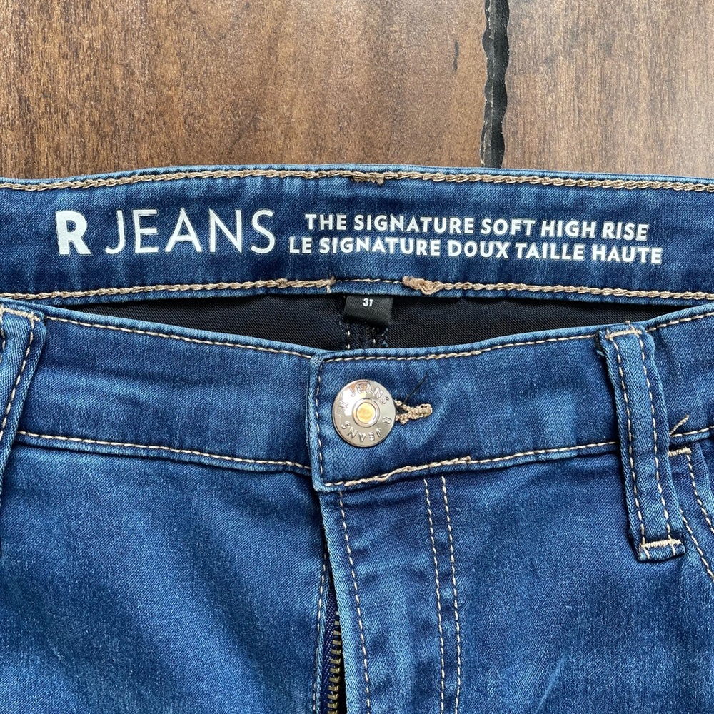 R Jeans Signature Soft High Rise Skinny Capri - Picture 3 of 6